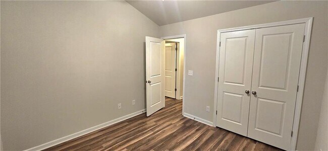 Building Photo - 631 Justins Pl Ln