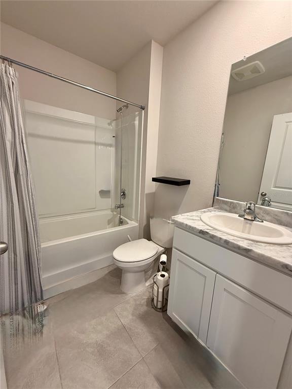 Building Photo - 18011 Canopy Pl