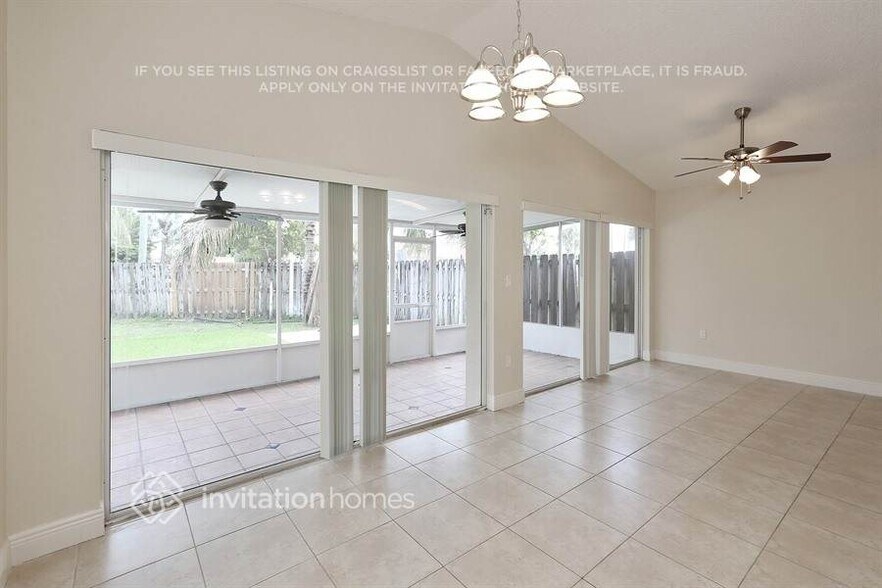 Building Photo - 7651 NW 168th Terrace