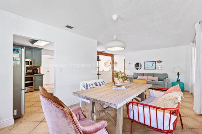 Building Photo - 19831 SW 81st Ct