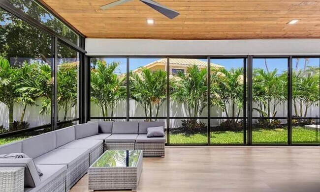 Building Photo - 2299 NW 55th St