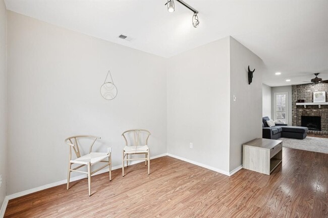 Building Photo - 4159 Steck Ave