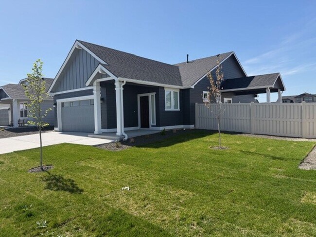Building Photo - 11297 Bluefield Dr