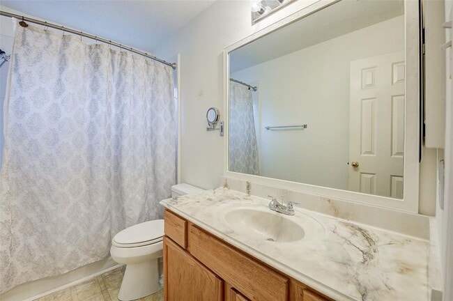 Building Photo - 17015 Maricella Cir