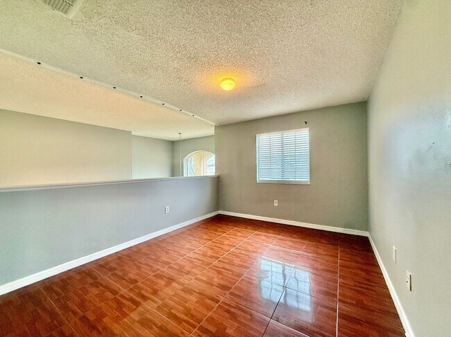 Building Photo - 677 Elbridge Dr