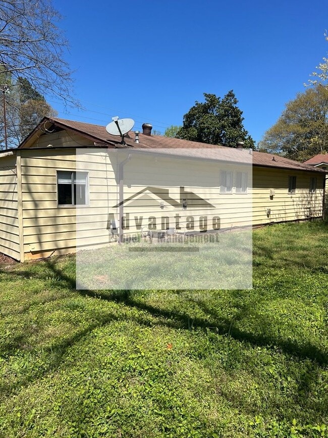 Building Photo - 4024 Jodeco Rd