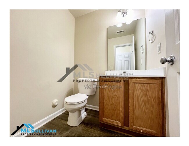 Building Photo - 5403 Danube Ln