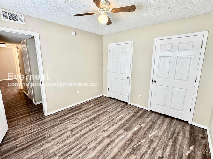 Building Photo - 6804 S 78th E Ave