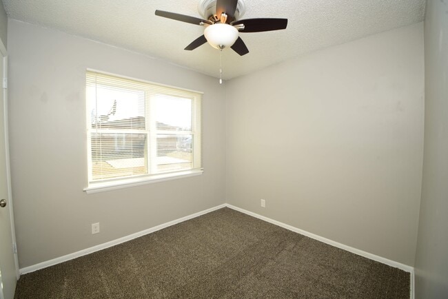 Building Photo - 2485 S 127th E Ave