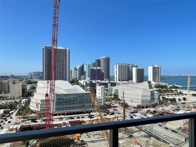 Building Photo - 1100 Biscayne Blvd