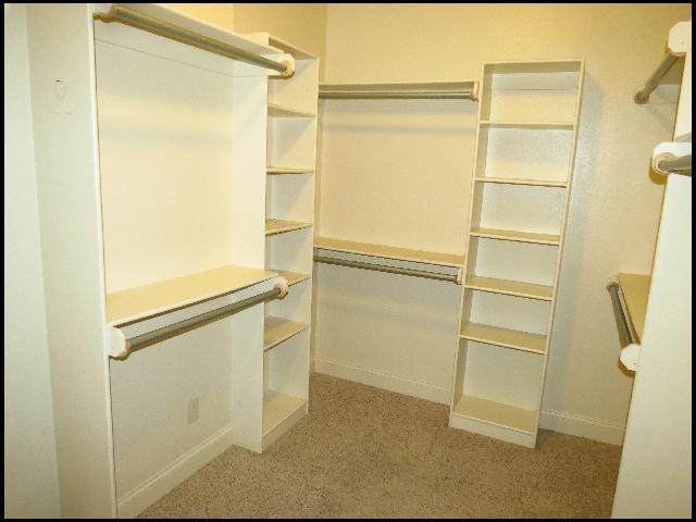 Building Photo - 3153 Stonewall Dr