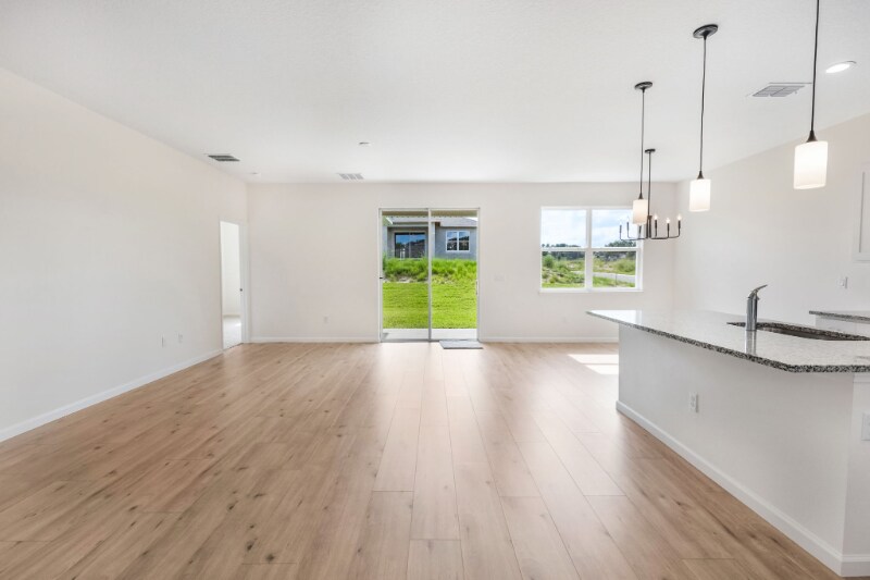 Building Photo - 3747 Watercliff Cir