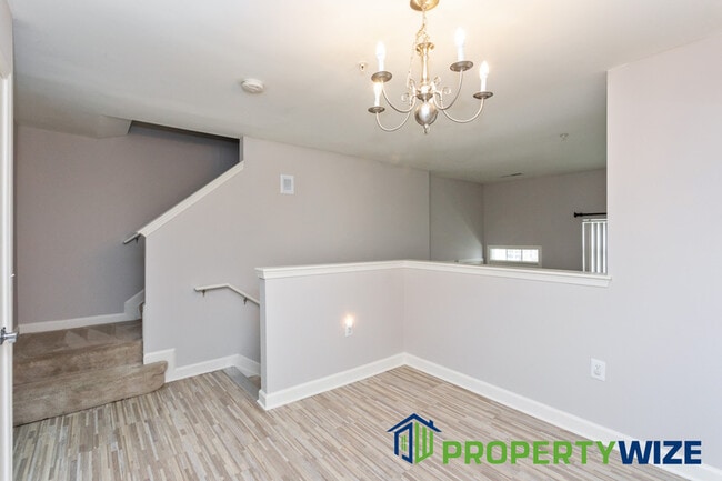 Building Photo - 4128 Orchard Ridge Blvd