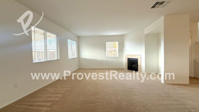 Building Photo - 9640 Peridot Ave