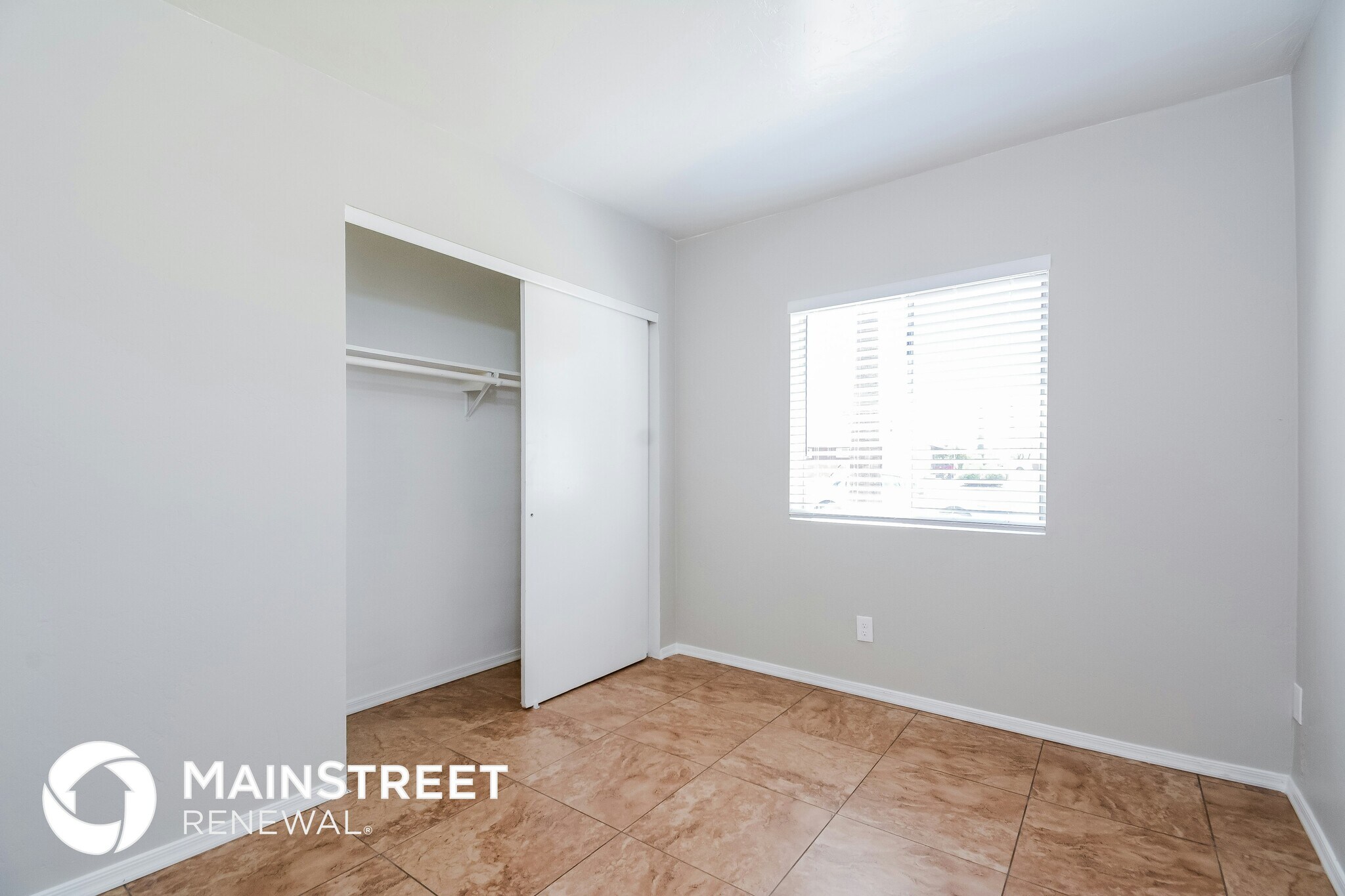 Building Photo - 7627 E 42nd St