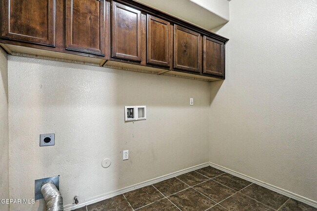 Building Photo - 4746 Joseph Rodriguez Dr
