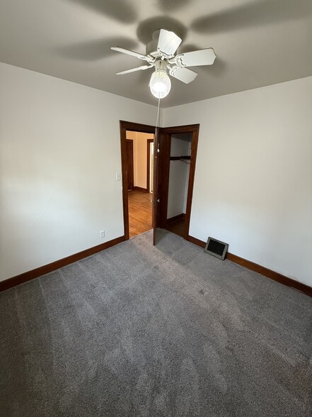 Building Photo - 311 Vinton St