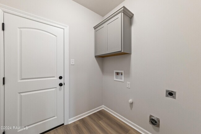 Building Photo - 107 Segovia Wy