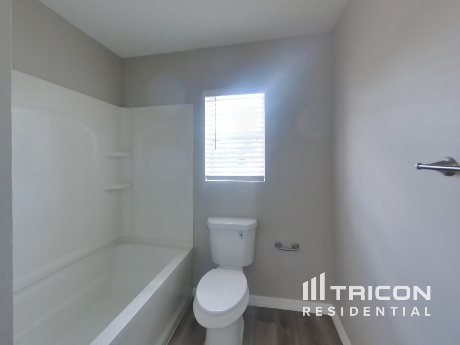 Building Photo - 18816 Litzau Ln