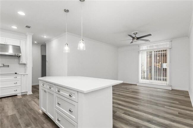Building Photo - 1421 Peachtree St NE