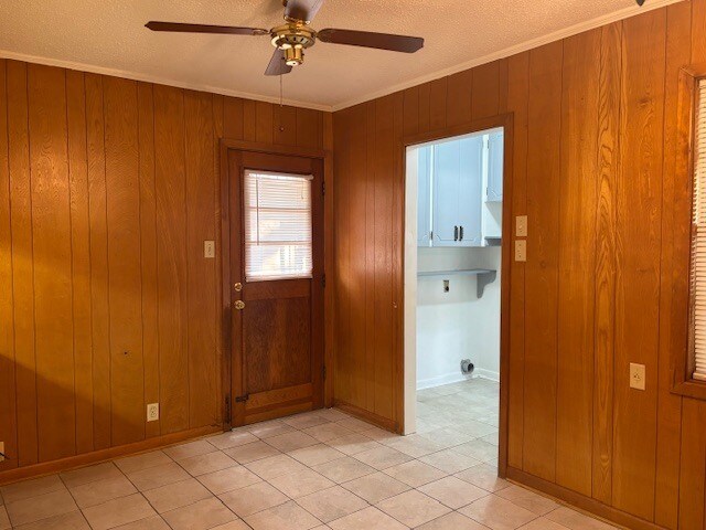 Building Photo - 600 Central Ave