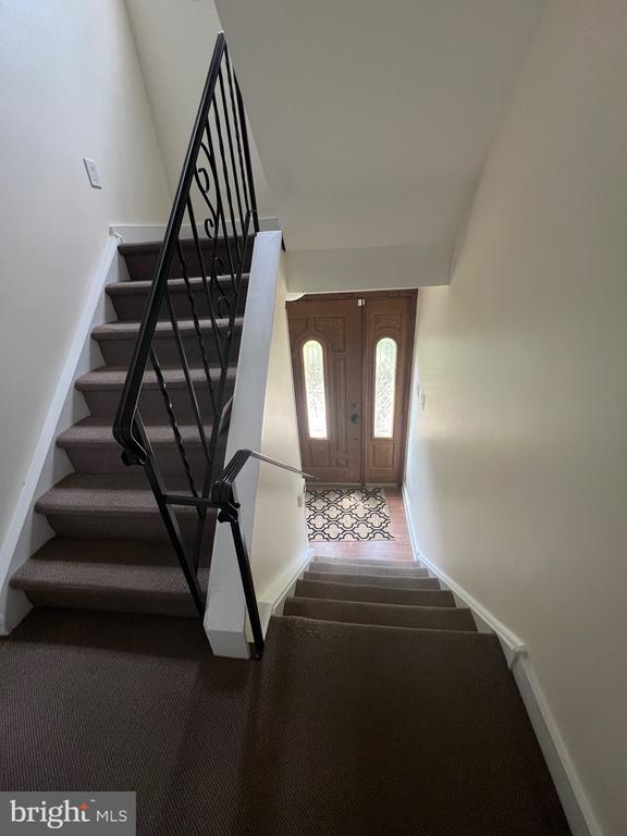 Building Photo - 9911 Lackland Dr
