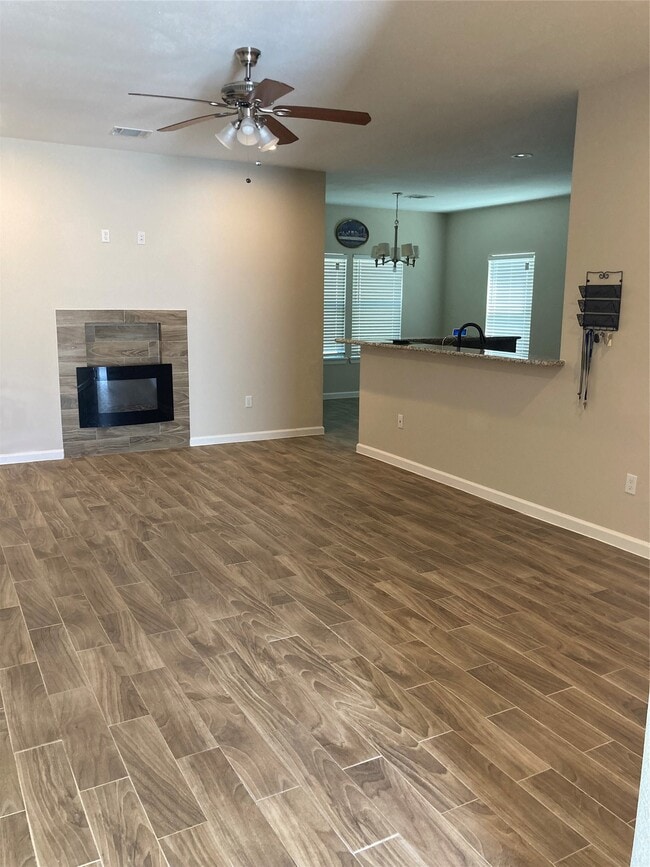 Building Photo - 1018 Homer St