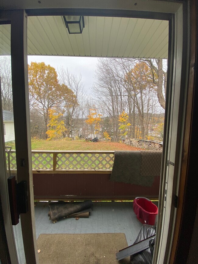 Building Photo - 14 Cleveland Ave