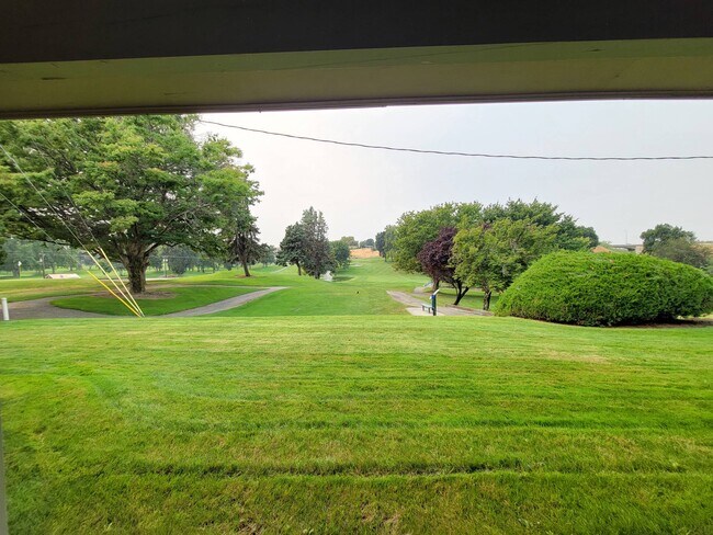 Primary Photo - 305 N Quincy Pl