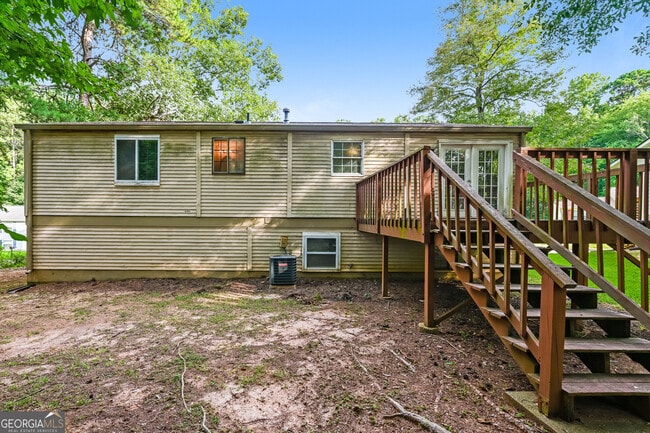 Building Photo - 5300 Tasman Trail