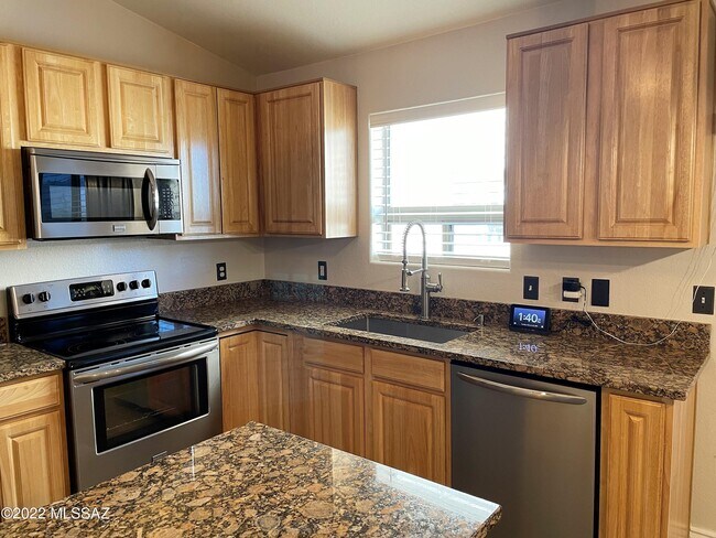 Building Photo - 8373 S Egyptian Dr