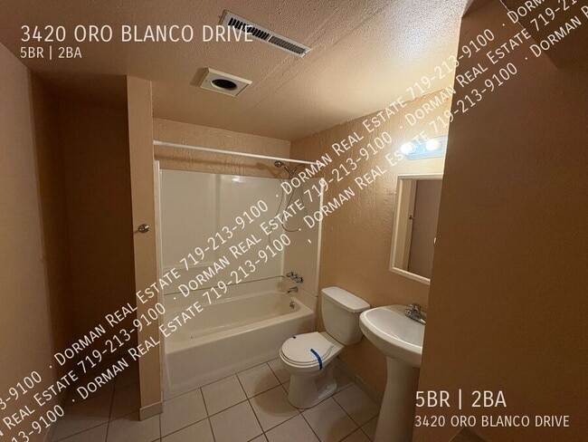 Building Photo - 3420 Oro Blanco Dr