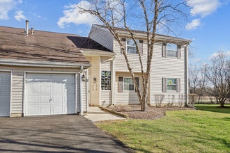 Building Photo - 93 N Victoria Ln