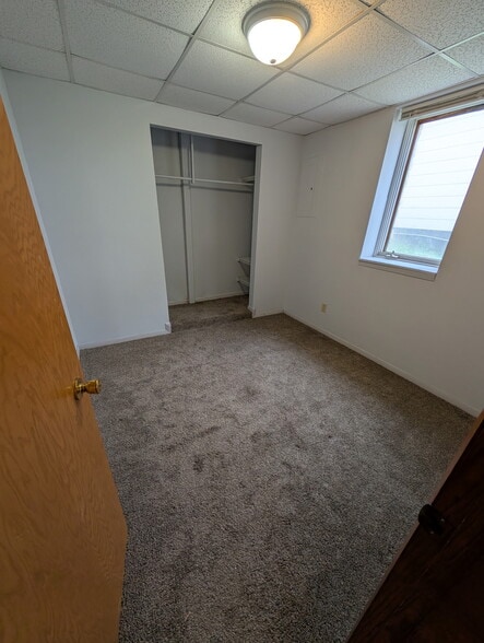 Building Photo - 111 James Ave