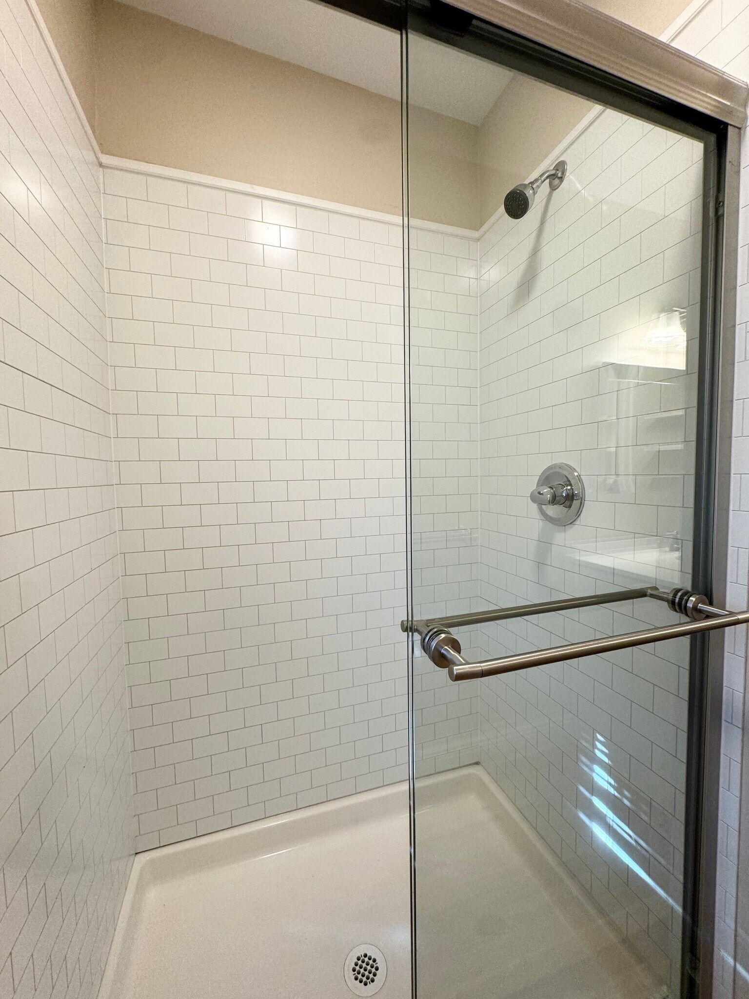 Building Photo - 811 E 39th St