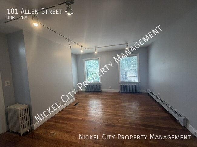 Building Photo - 181 Allen St