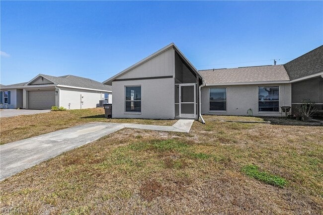 Building Photo - 1733 NE 7th Pl