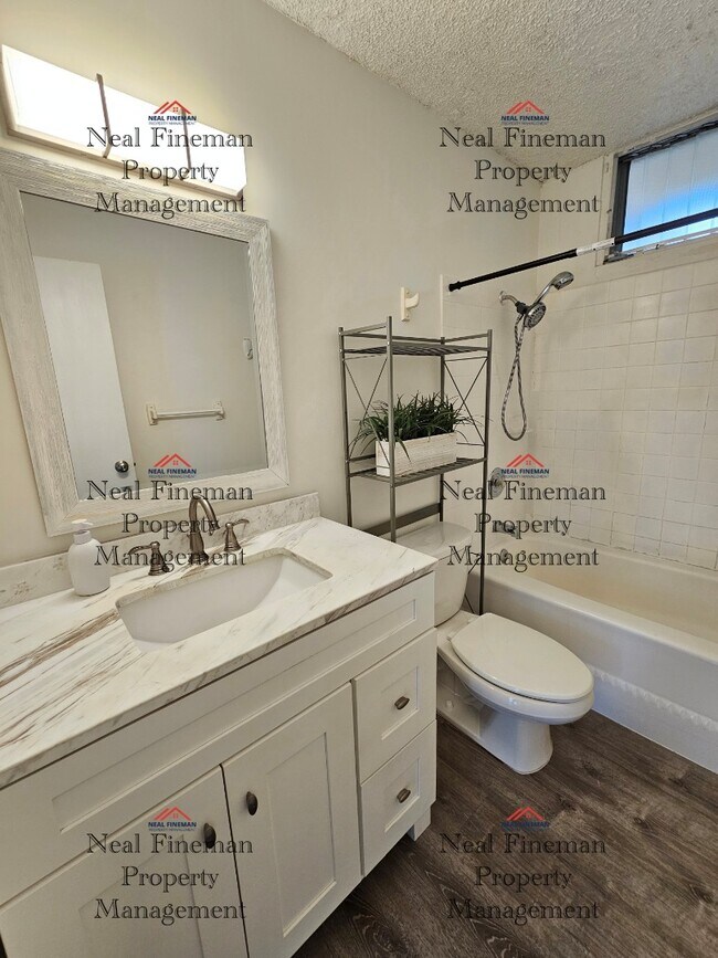 Building Photo - Waikalani Woodlands in Mililani’s. 2 bed, 1 bath and 2 parking condo