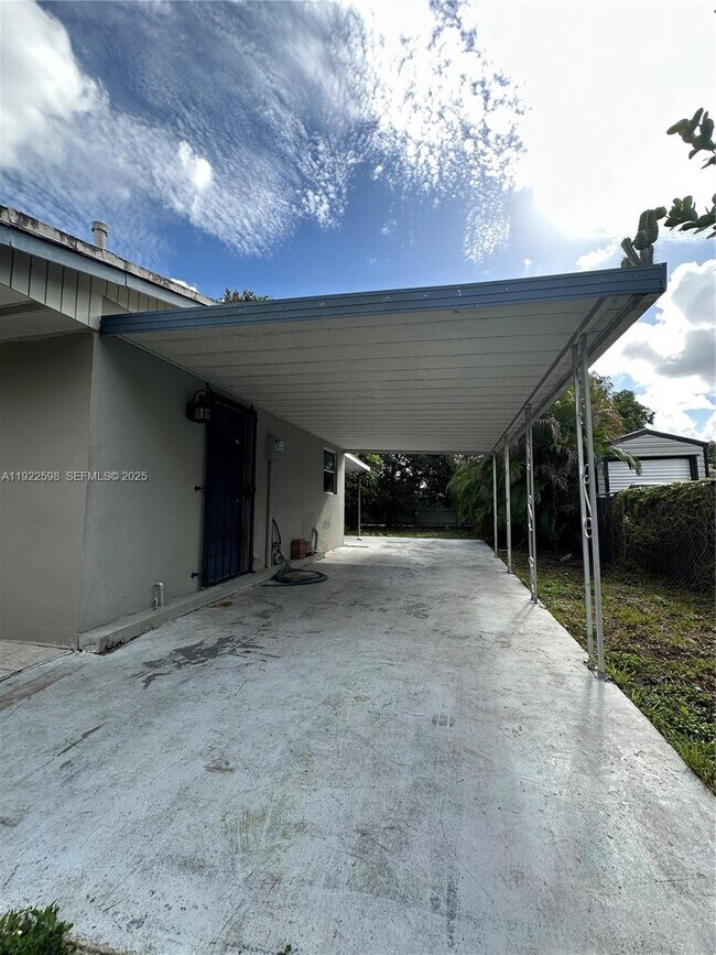 Building Photo - 5002 NW 189th Terrace