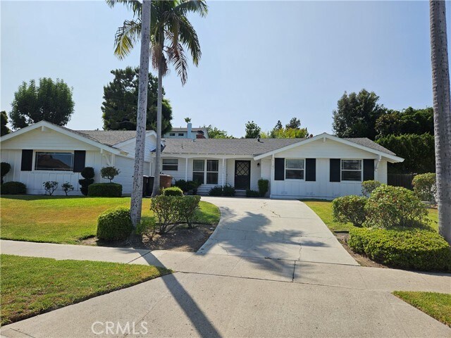 Primary Photo - 1719 Canyon Dr