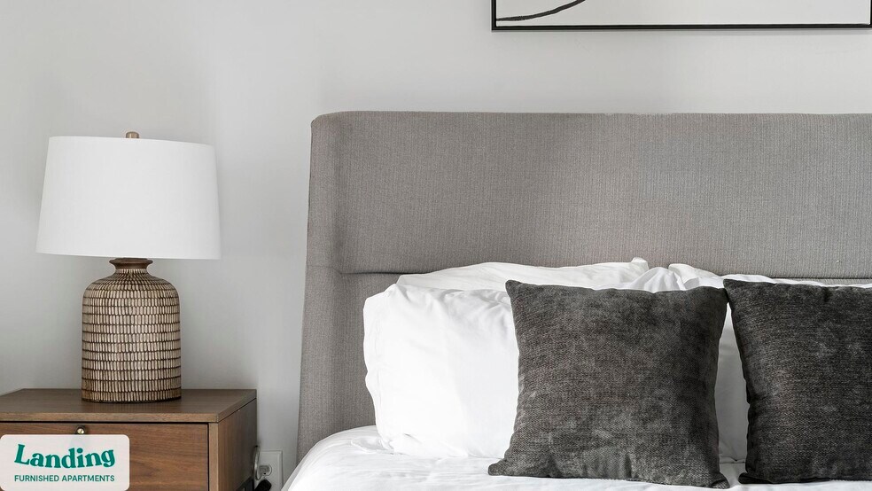 Building Photo - 930 Howell Mill Rd NW