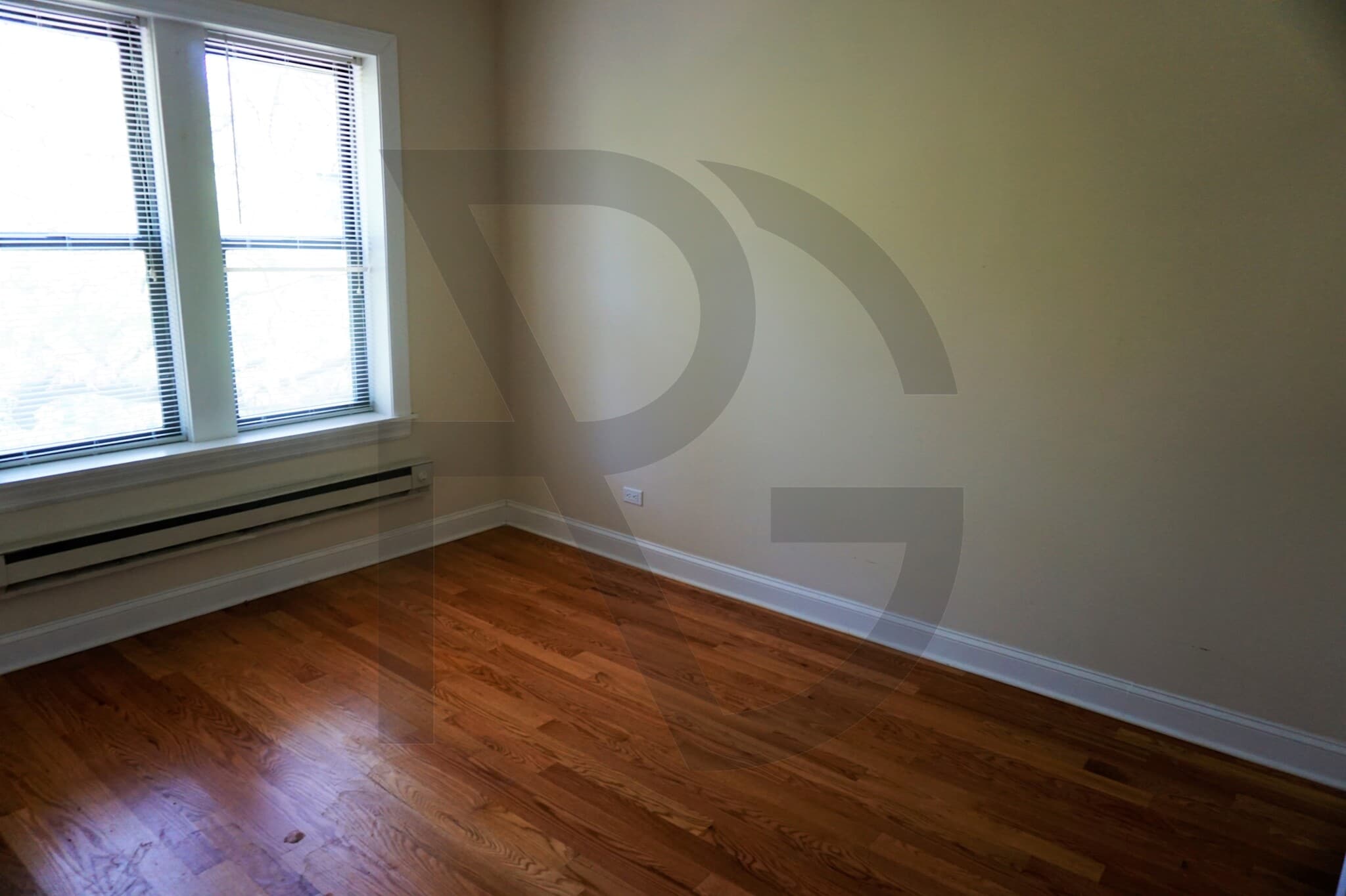 Building Photo - 3732 N Pine Grove Ave