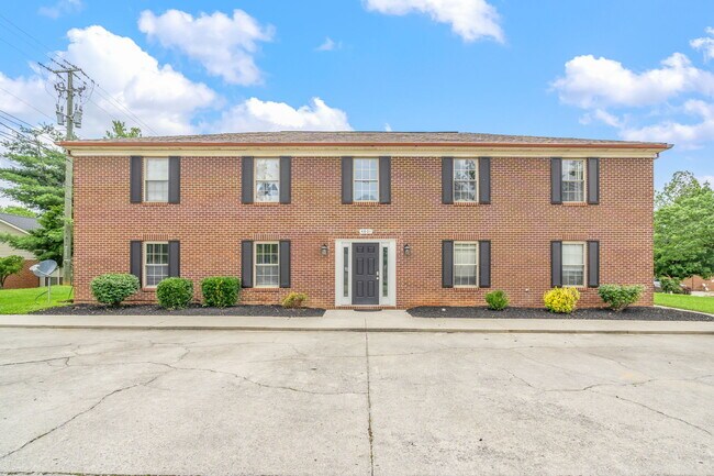 Building Photo - 4801 Cannon Ridge Dr