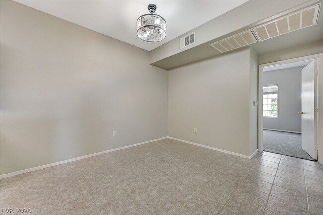 Building Photo - 1401 N Michael Way