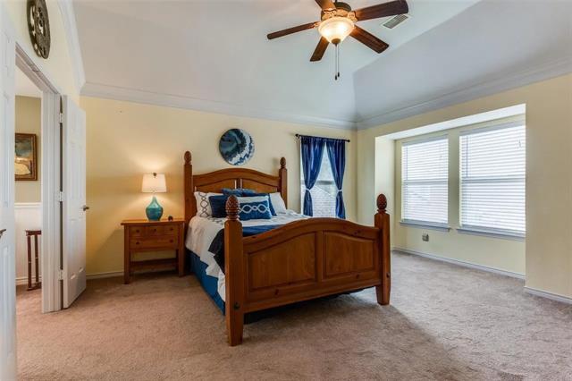 Building Photo - 2704 Orchid Dr