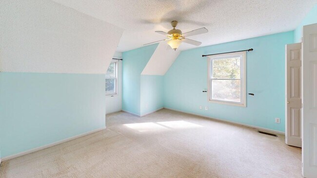 Building Photo - 367 London Rd