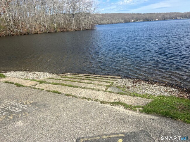 Building Photo - 389 Wyassup Rd