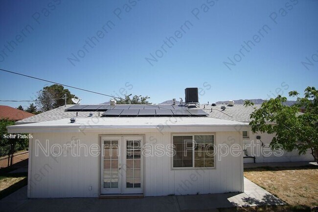 Building Photo - 4573 Bobolink Way
