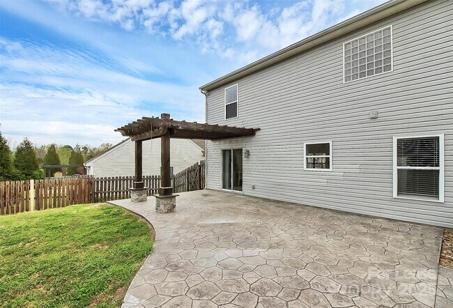 Building Photo - 1711 Rustic Arch Way