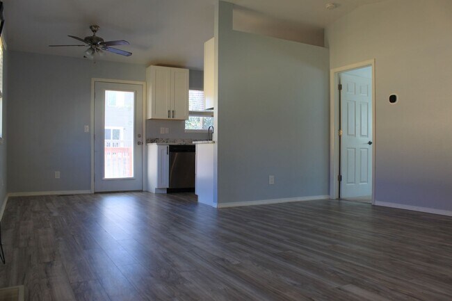 Building Photo - 4535 Witches Hollow Ln